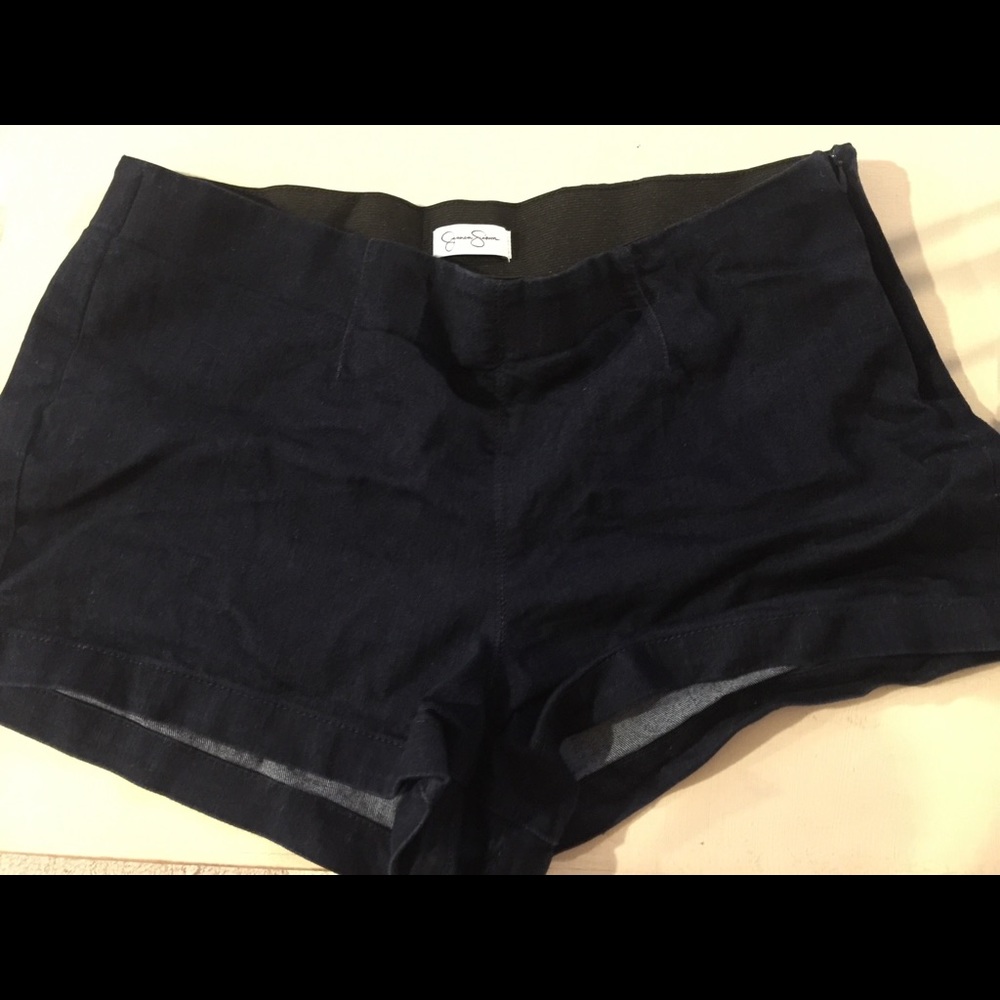 Jessica Simpson shorts size 33